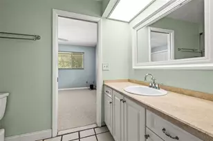 2942 Clubhouse Dr W, Clearwater, FL 33761 - Photo 21