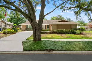 2942 Clubhouse Dr W, Clearwater, FL 33761 - Photo 35