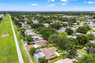 2942 Clubhouse Dr W, Clearwater, FL 33761 - Photo 33