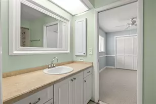 2942 Clubhouse Dr W, Clearwater, FL 33761 - Photo 23