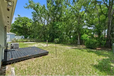 4419 Dolphin Dr, Tampa, FL 33617 - Photo 21