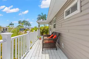 7165 Mt Georgetown Dr NE, Saint Petersburg, FL 33702 - Photo 19