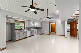 10519 Bridgewood Dr, Riverview, FL 33578 - Photo 13