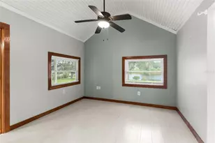 10519 Bridgewood Dr, Riverview, FL 33578 - Photo 9