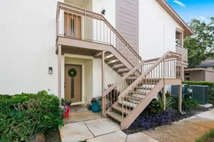 511 Mistletoe Ct, Safety Harbor, FL 34695 - Photo 1