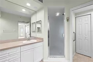 1200 Country Club Dr, Largo, FL 33771 - Photo 35