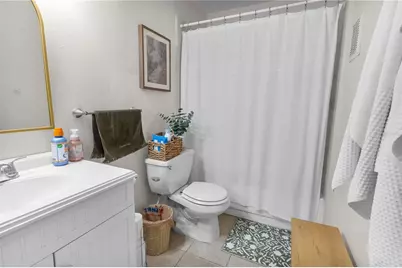 11942 Skylake Place #C, Tampa, FL 33617 - Photo 13