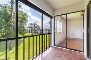 108 Woodlands Ct, Oldsmar, FL 34677 - Photo 19