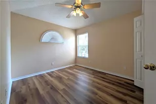 4029 Quail Briar Dr, Valrico, FL 33596 - Photo 15