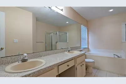 4029 Quail Briar Drive, Valrico, FL 33596 - Photo 13