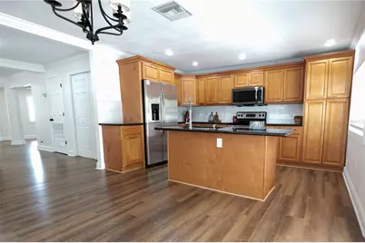 6018 N 49th Street, Tampa, FL 33610 - Photo 9