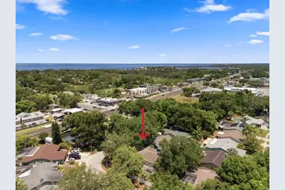 627 Crystal Dr, Palm Harbor, FL 34683 - Photo 3