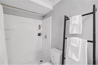 4712 Deerwalk Avenue, Tampa, FL 33624 - Photo 27