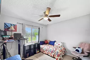 3012 Summer House Dr, Valrico, FL 33594 - Photo 17