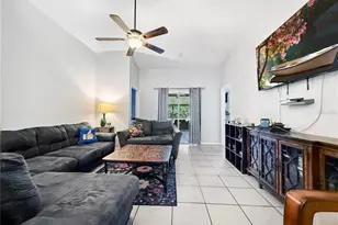 3012 Summer House Dr, Valrico, FL 33594 - Photo 5