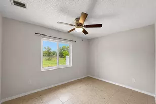 3012 Summer House Dr, Valrico, FL 33594 - Photo 15