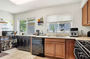 3012 Summer House Dr, Valrico, FL 33594 - Photo 11
