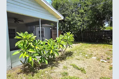 5036 Oxford Avenue N, Saint Petersburg, FL 33710 - Photo 19