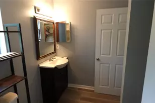 3110 Gordon Ct, Tampa, FL 33619 - Photo 9