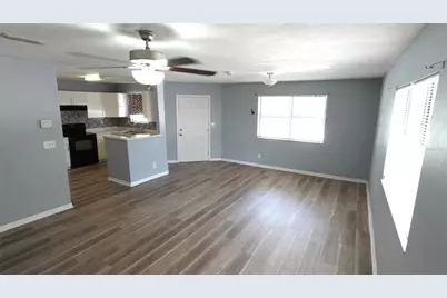3110 Gordon Court, Tampa, FL 33619 - Photo 5