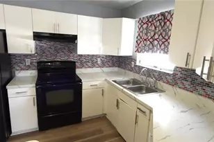 3110 Gordon Ct, Tampa, FL 33619 - Photo 7