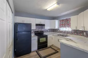 3110 Gordon Ct, Tampa, FL 33619 - Photo 9
