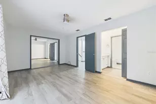 11239 Cedar Hollow Ln, Tampa, FL 33618 - Photo 17