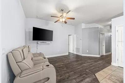 14358 Edinburgh Moor Drive, Wimauma, FL 33598 - Photo 9