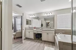 19328 Breynia Dr, Lutz, FL 33558 - Photo 39