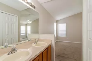 6730 Brittany Chase Ct, Orlando, FL 32810 - Photo 19