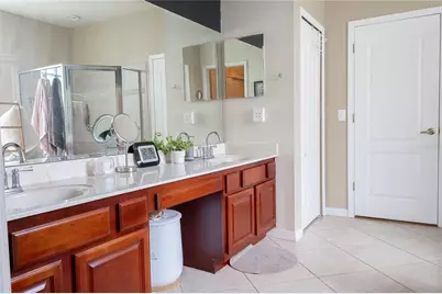 307 Carriage Oak Pl, Seffner, FL 33584 - Photo 29