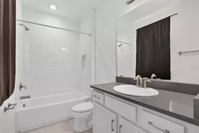 31142 Lindentree Drive, Wesley Chapel, FL 33543 - Photo 19