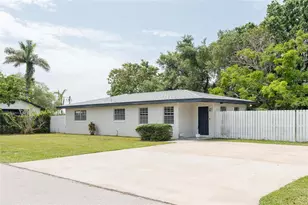 2421 Linsey St, Tampa, FL 33605 - Photo 1