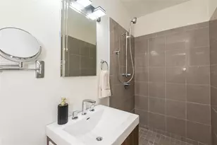 2421 Linsey St, Tampa, FL 33605 - Photo 19