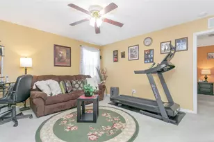 1424 Main St, Valrico, FL 33594 - Photo 15