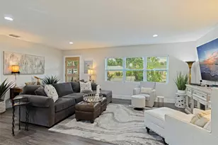 200 Park St N, Saint Petersburg, FL 33710 - Photo 13