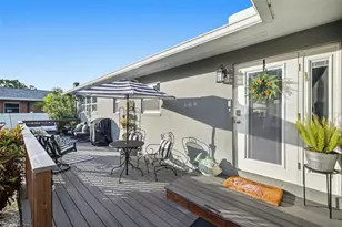 200 Park St N, Saint Petersburg, FL 33710 - Photo 25