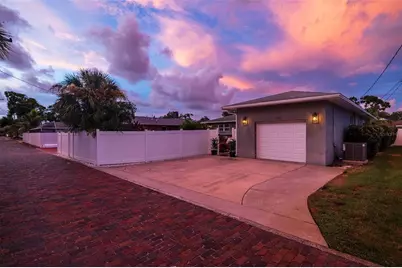 200 Park Street N, Saint Petersburg, FL 33710 - Photo 41