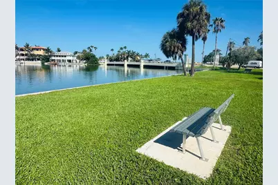 200 Park Street N, Saint Petersburg, FL 33710 - Photo 11