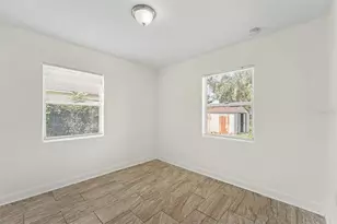 9310 N Highland Ave, Tampa, FL 33612 - Photo 11
