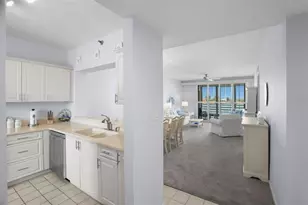 7984 Sailboat Key Blvd S, Saint Petersburg, FL 33707 - Photo 15