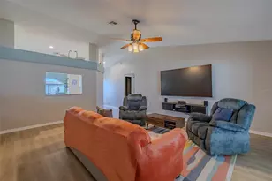 1746 Grey Fox Dr, Lakeland, FL 33810 - Photo 9