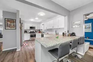 8444 8th Way N, Saint Petersburg, FL 33702 - Photo 9