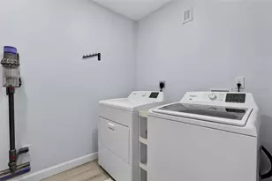 1201 15th St N, Saint Petersburg, FL 33705 - Photo 33