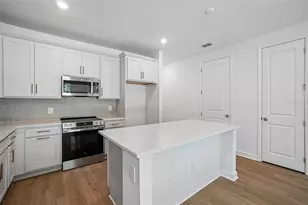 7556 Deer Vly Cir, Tampa, FL 33635 - Photo 11