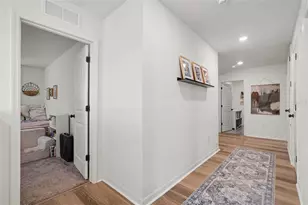29250 Kinsington Ct, Wesley Chapel, FL 33544 - Photo 11