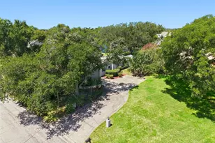 10028 Kenda Dr, Riverview, FL 33578 - Photo 5