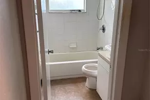 10406 N Central Ave, Tampa, FL 33612 - Photo 5