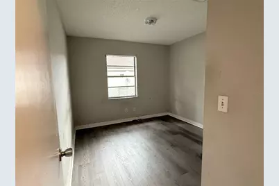 10406 N Central Avenue, Tampa, FL 33612 - Photo 19