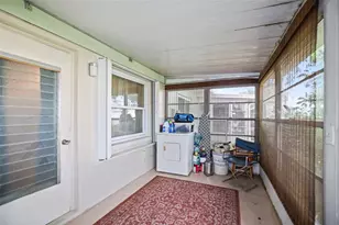 180 Sky Loch Dr W, Dunedin, FL 34698 - Photo 23